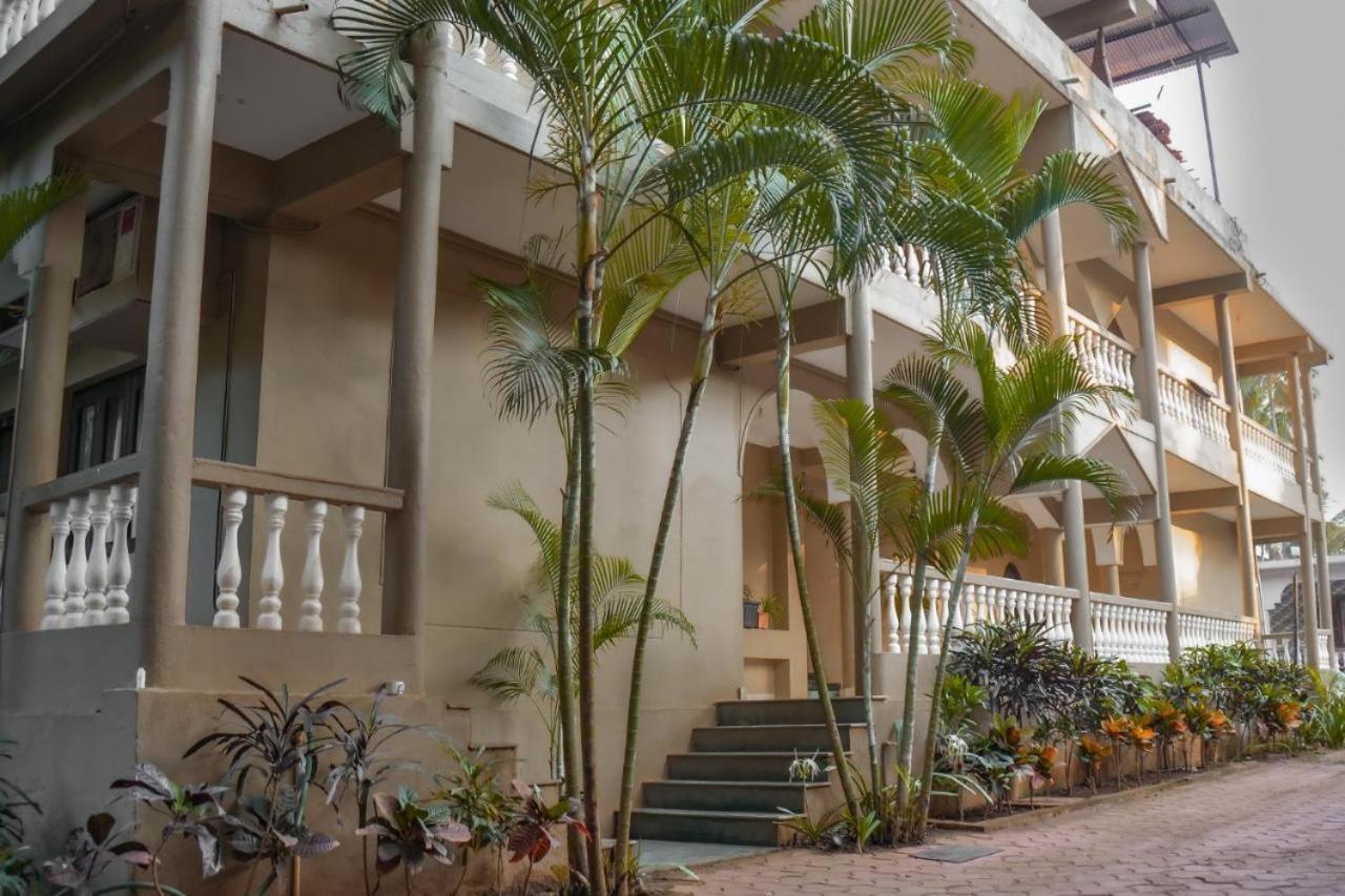 De Soul Sante Beach Resorts Morjim Goa Exterior foto