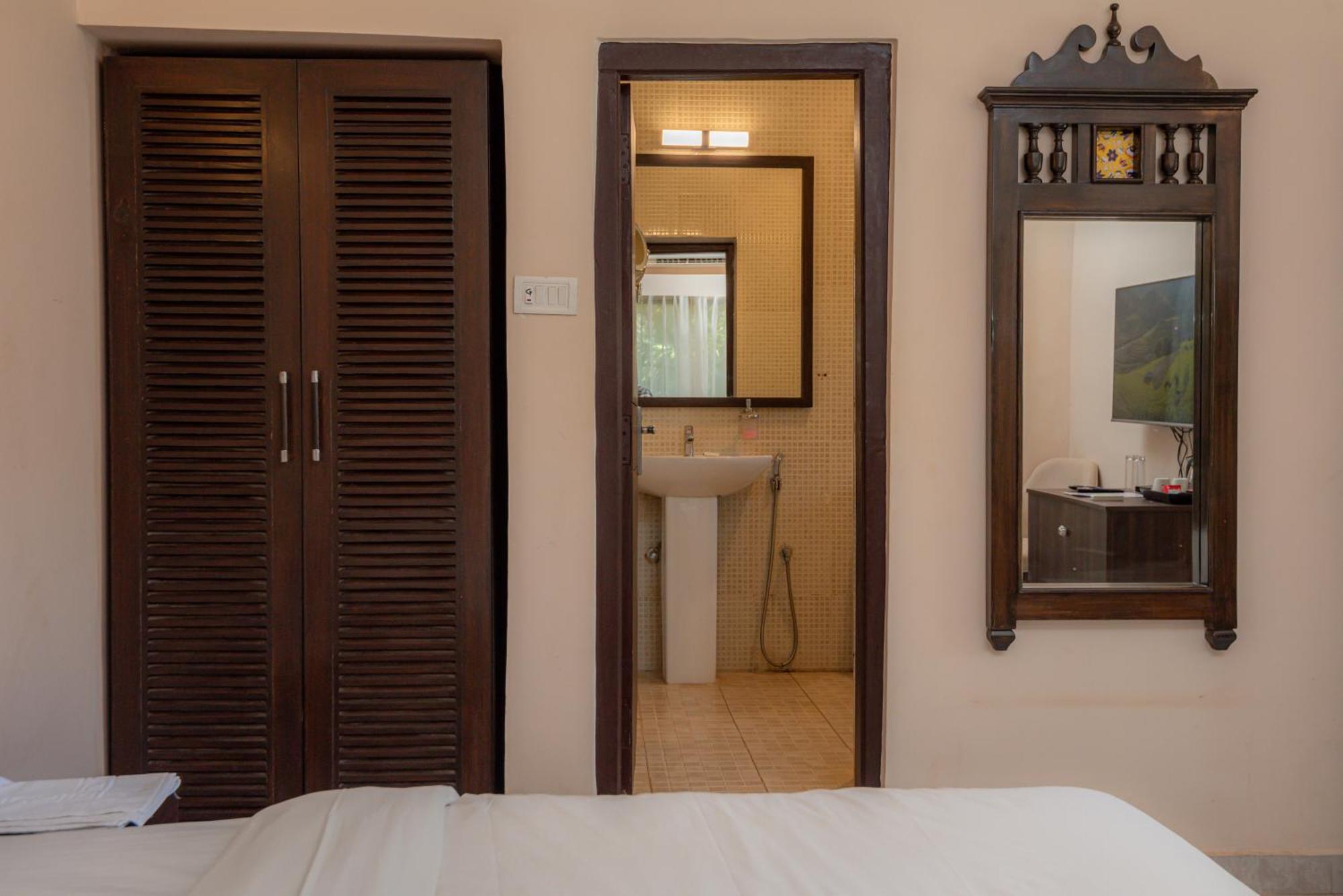 De Soul Sante Beach Resorts Morjim Goa Exterior foto