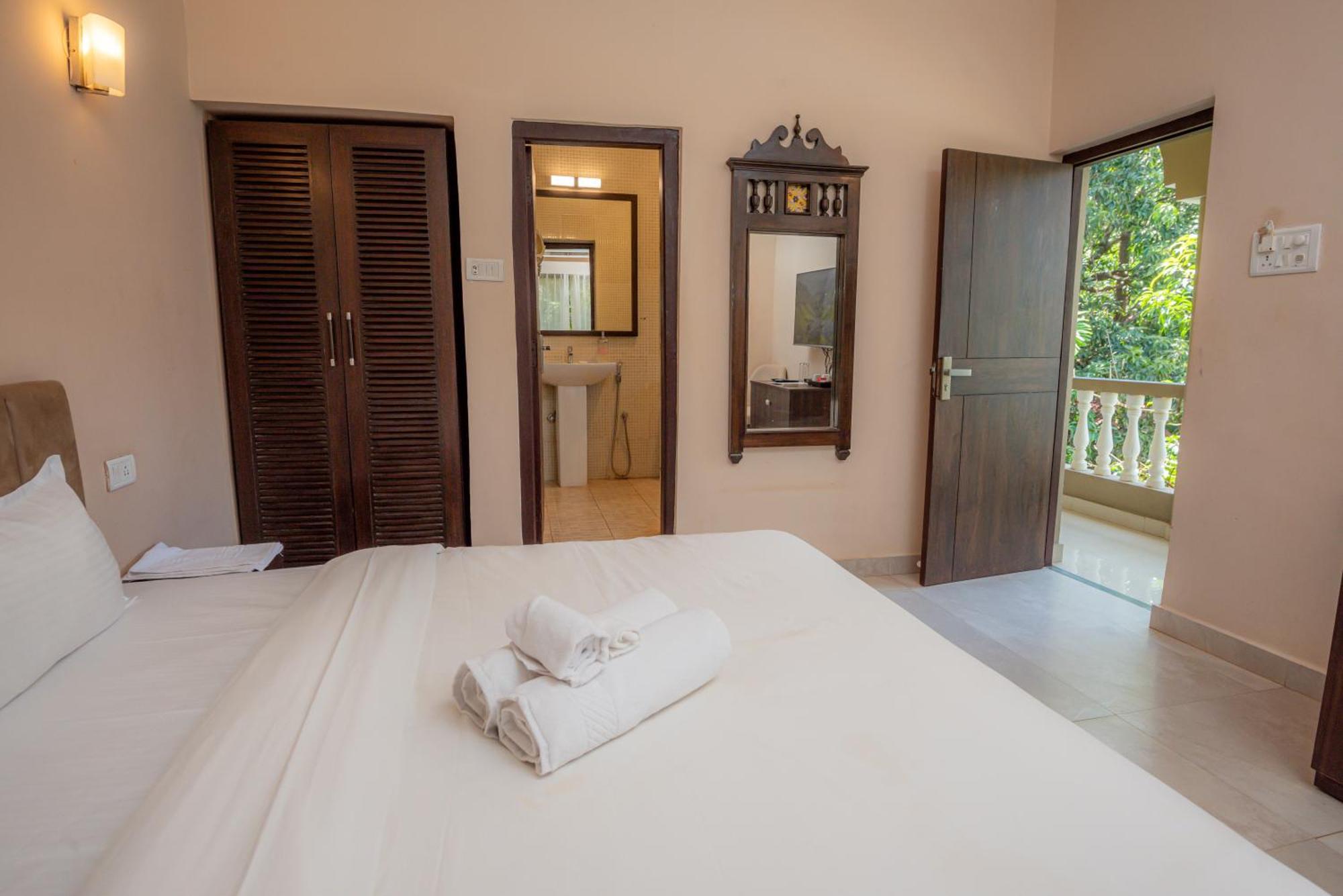 De Soul Sante Beach Resorts Morjim Goa Exterior foto