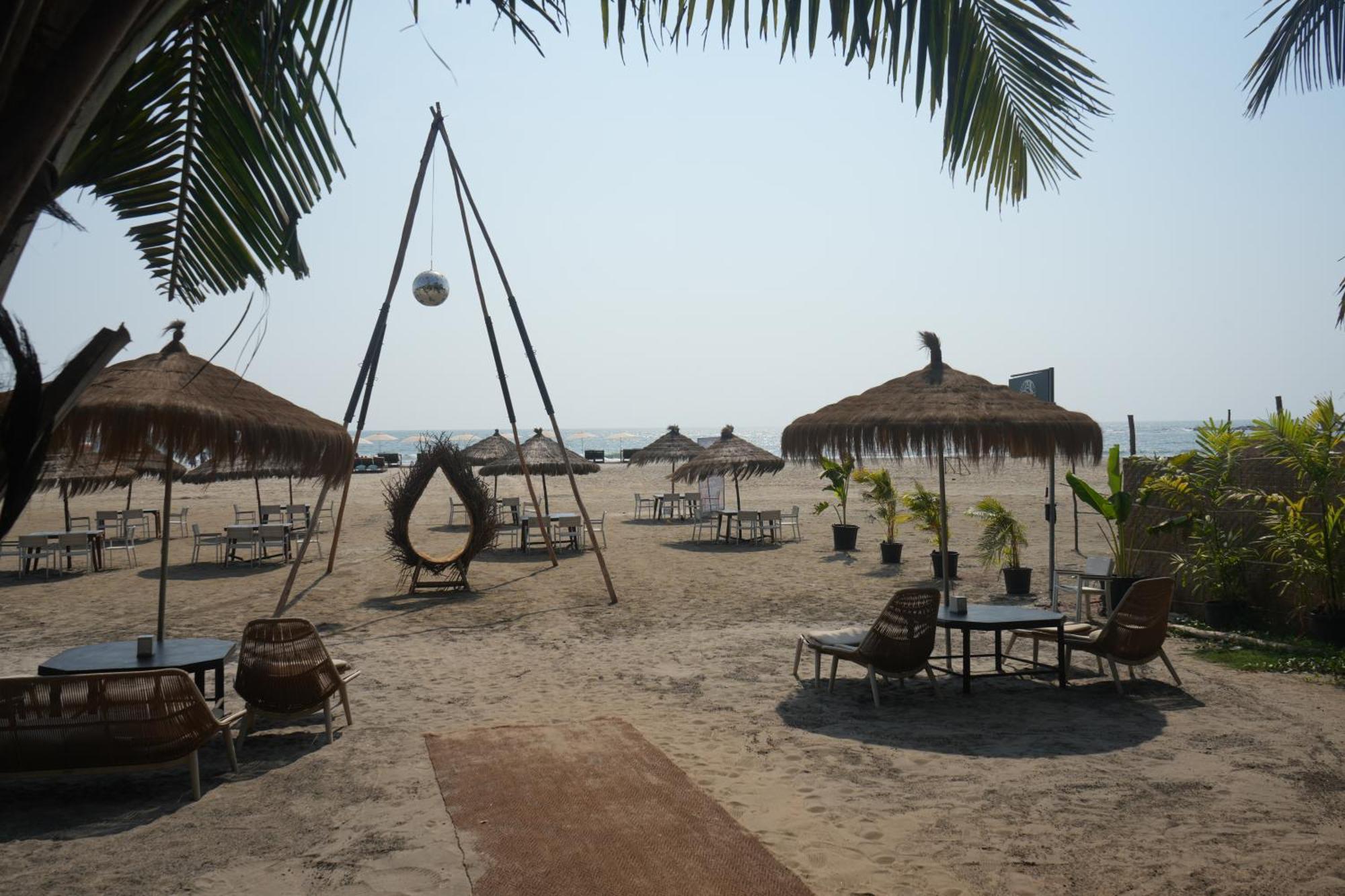De Soul Sante Beach Resorts Morjim Goa Exterior foto